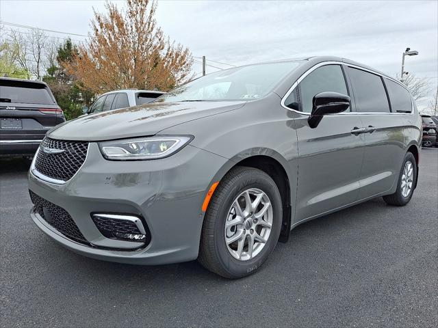 2025 Chrysler Pacifica PACIFICA SELECT
