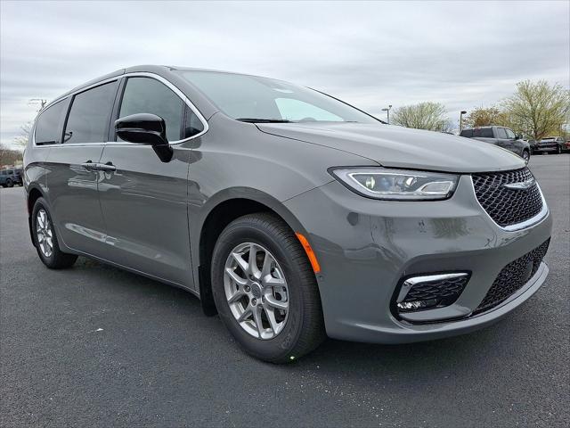 2025 Chrysler Pacifica PACIFICA SELECT