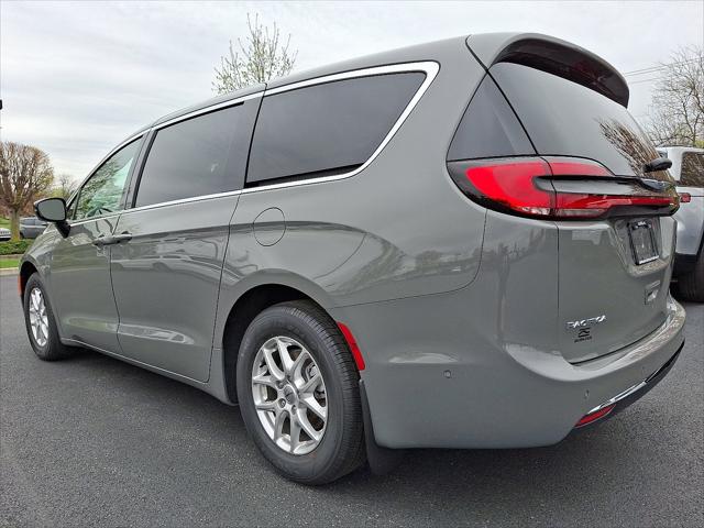 2025 Chrysler Pacifica PACIFICA SELECT