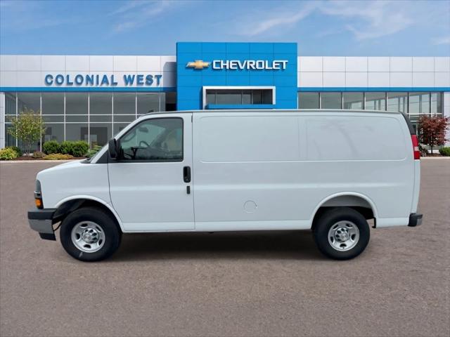 2025 Chevrolet Express Cargo Van RWD 2500 Regular Wheelbase WT