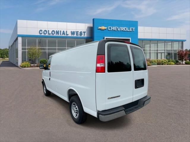 2025 Chevrolet Express Cargo Van RWD 2500 Regular Wheelbase WT