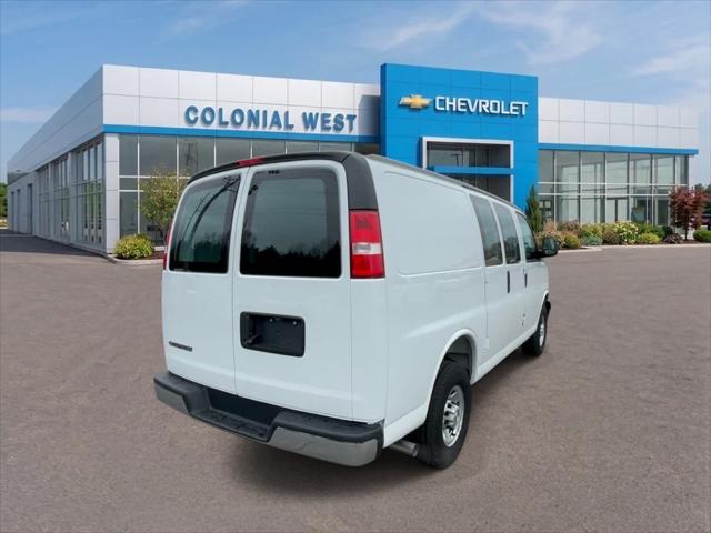 2025 Chevrolet Express Cargo Van RWD 2500 Regular Wheelbase WT