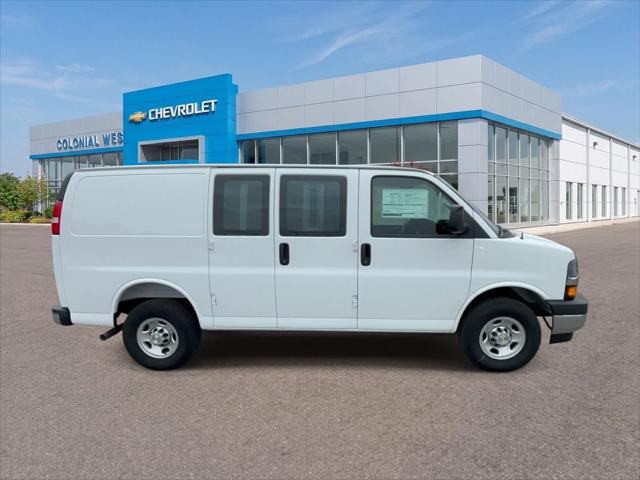 2025 Chevrolet Express Cargo Van RWD 2500 Regular Wheelbase WT