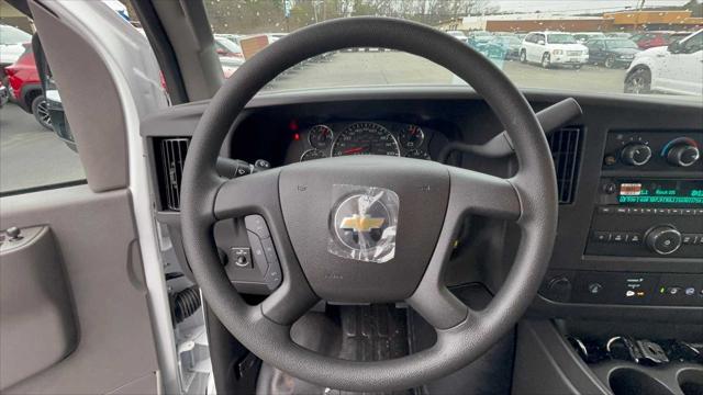 2025 Chevrolet Express Cargo Van RWD 2500 Regular Wheelbase WT