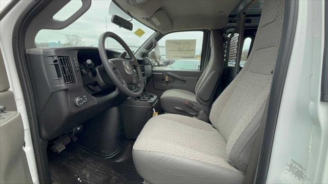 2025 Chevrolet Express Cargo Van RWD 2500 Regular Wheelbase WT