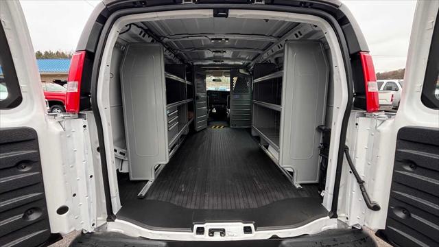 2025 Chevrolet Express Cargo Van RWD 2500 Regular Wheelbase WT
