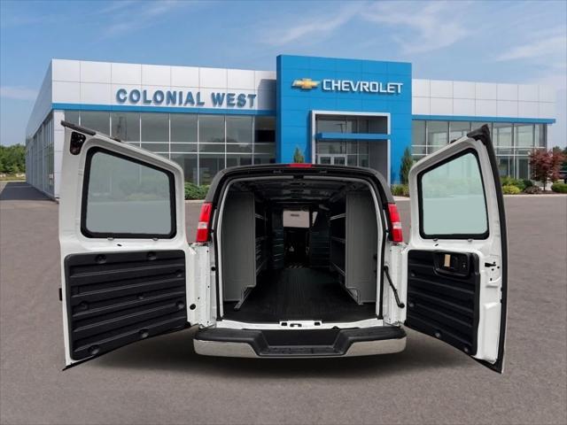 2025 Chevrolet Express Cargo Van RWD 2500 Regular Wheelbase WT