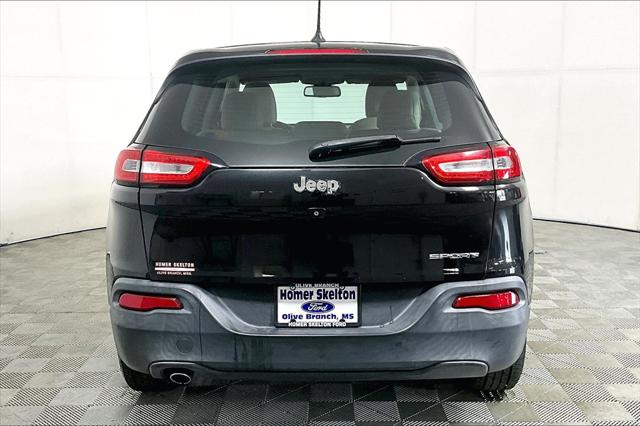 Used 2015 Jeep Cherokee For Sale in Olive Branch, MS