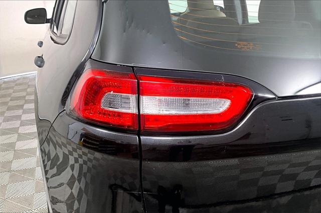 Used 2015 Jeep Cherokee For Sale in Olive Branch, MS