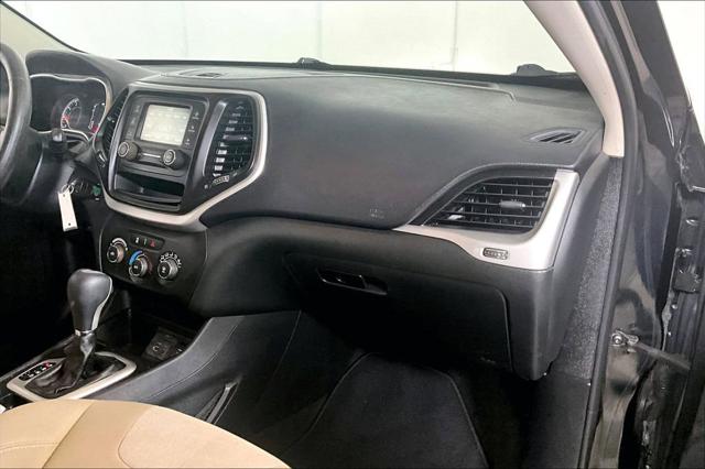 Used 2015 Jeep Cherokee For Sale in Olive Branch, MS