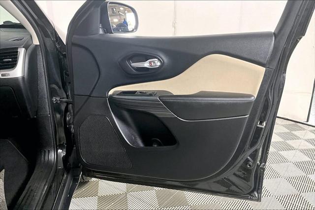 Used 2015 Jeep Cherokee For Sale in Millington, TN