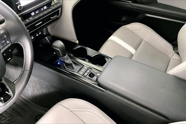 Used 2025 Toyota Camry For Sale in Olive Branch, MS