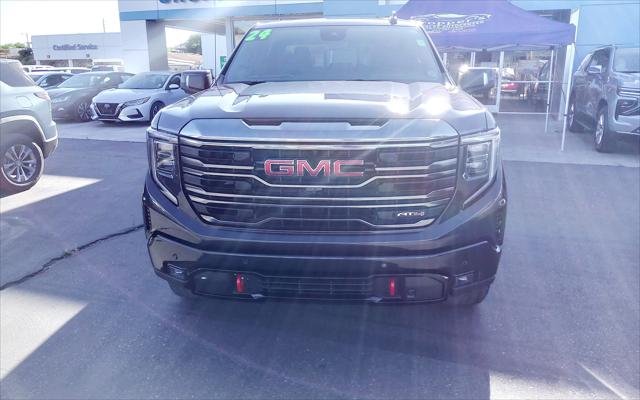 2024 GMC Sierra 1500 4WD Crew Cab Short Box AT4