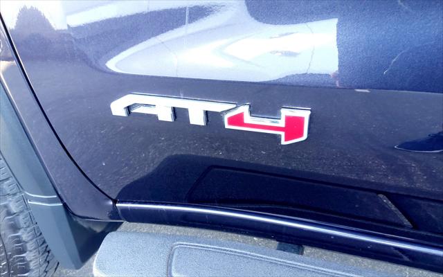 2024 GMC Sierra 1500 4WD Crew Cab Short Box AT4