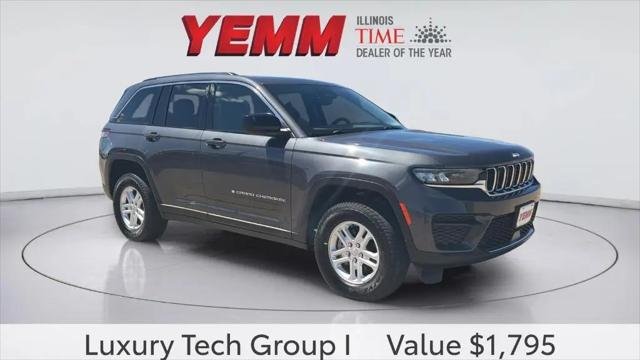 2023 Jeep Grand Cherokee Laredo 4x4 for sale in Galesburg, IL