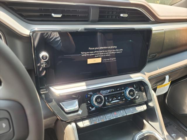 2025 GMC Sierra 1500 4WD Crew Cab Short Box Denali