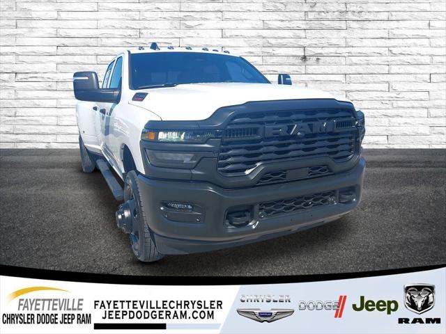 2025 RAM Ram 3500 RAM 3500 TRADESMAN CREW CAB 4X4 8 BOX