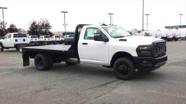 2025 RAM Ram 3500 Chassis Cab RAM 3500 TRADESMAN CHASSIS REGULAR CAB 4X4 84 CA
