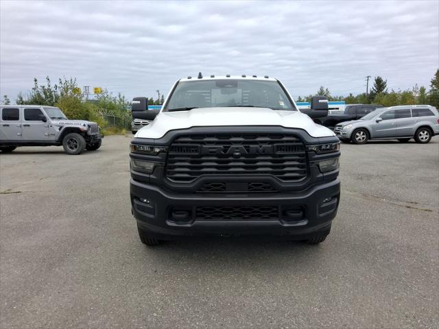 2025 RAM 3500 Chassis RAM 3500 TRADESMAN CHASSIS REGULAR CAB 4X4 84 CA