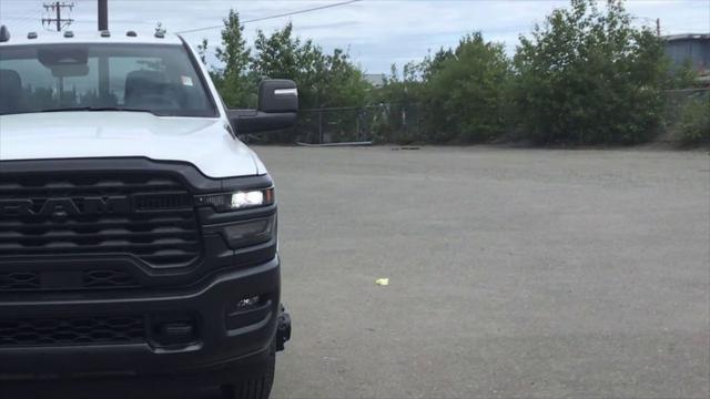 2025 RAM Ram 3500 Chassis Cab RAM 3500 TRADESMAN CHASSIS REGULAR CAB 4X4 84 CA 2025 RAM Ram 3500 Chassis Cab RAM 3500 TRADESMAN CHASSIS REGULAR CAB 4X4 84 CA