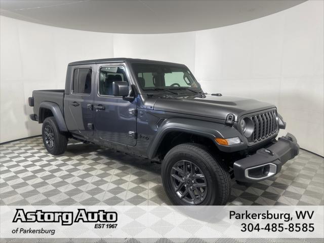 2025 Jeep Gladiator GLADIATOR SPORT S 4X4