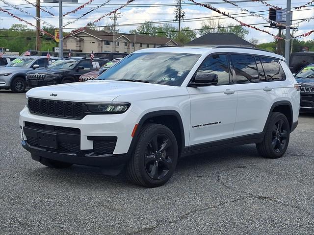 2023 Jeep Grand Cherokee L Altitude 4x4 2023 Jeep Grand Cherokee L Altitude 4x4