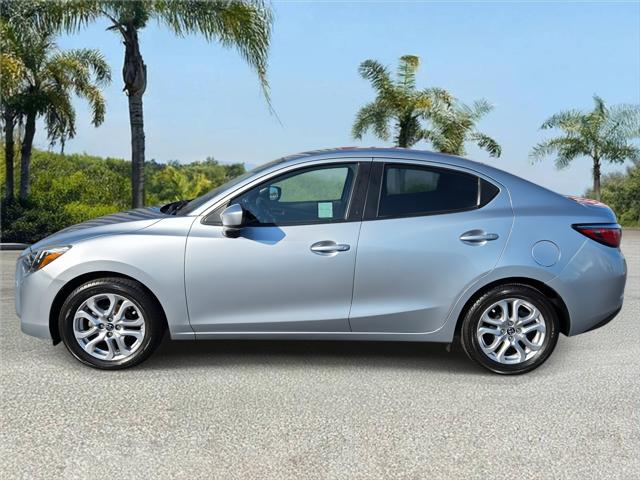2017 Toyota Yaris iA Base