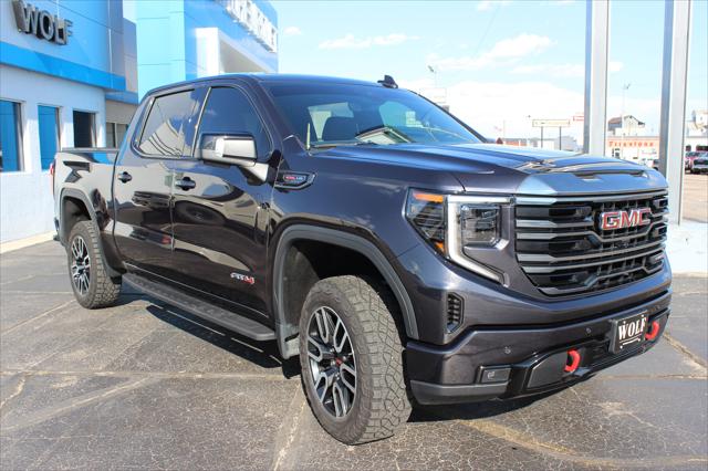 2024 GMC Sierra 1500 4WD Crew Cab Short Box AT4