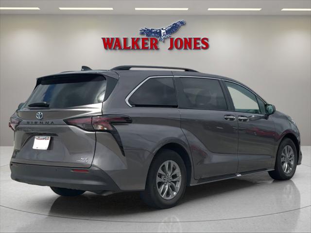 2023 Toyota Sienna XLE