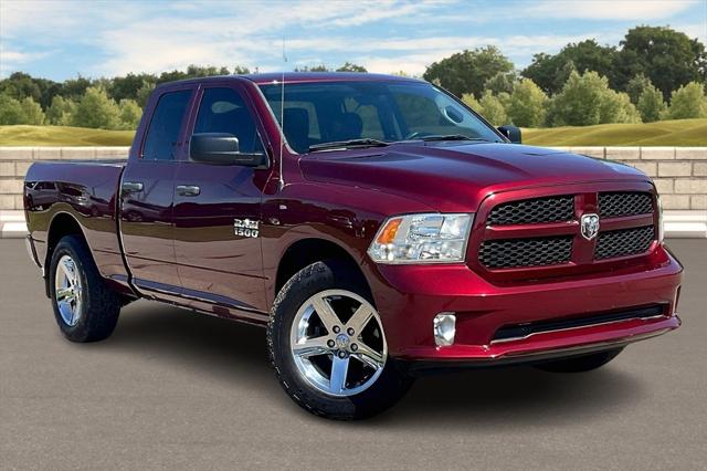 2017 RAM 1500 Express Quad Cab 4x4 64 Box