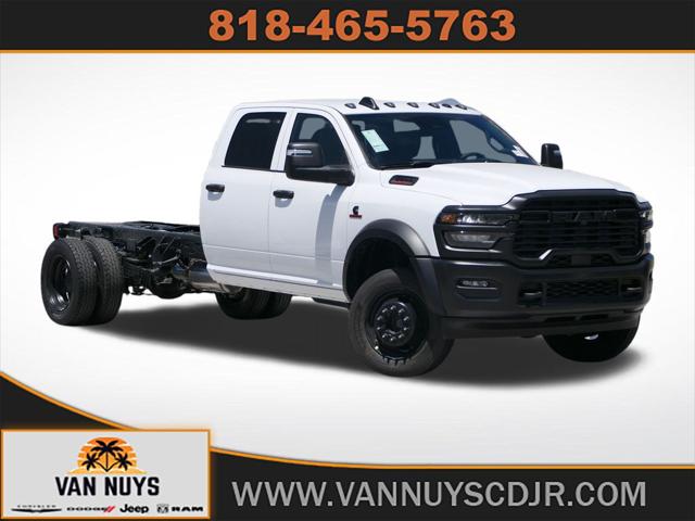 2025 RAM Ram 5500 Chassis Cab RAM 5500 TRADESMAN CHASSIS CREW CAB 4X4 84 CA