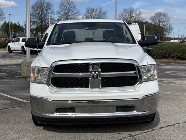 2022 RAM 1500 Classic SLT Crew Cab 4x2 57 Box