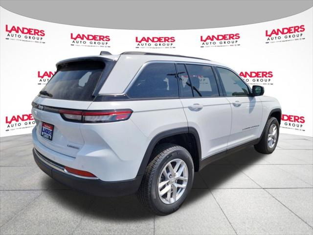2025 Jeep Grand Cherokee Laredo X 4x4