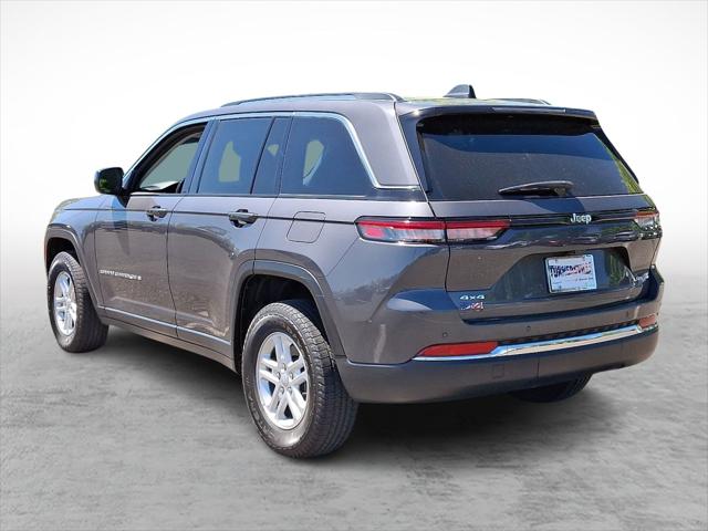 2022 Jeep Grand Cherokee Laredo 4x4