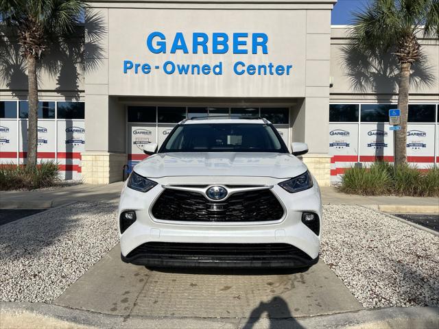 2022 Toyota Highlander Hybrid XLE Bronze Edition