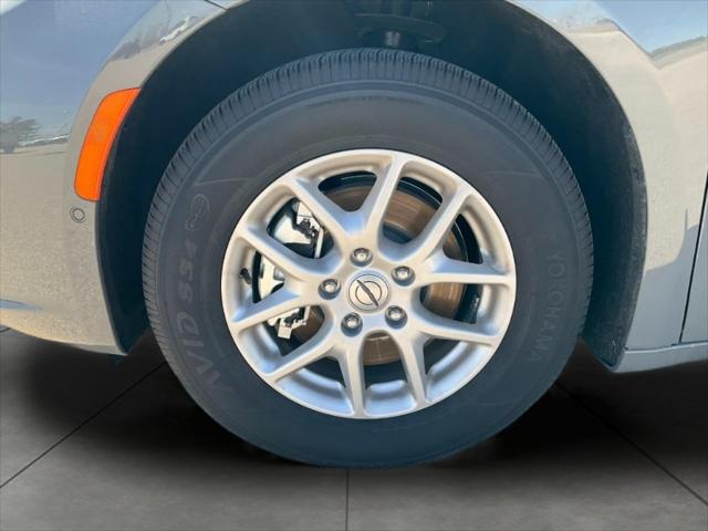 2025 Chrysler Pacifica PACIFICA SELECT