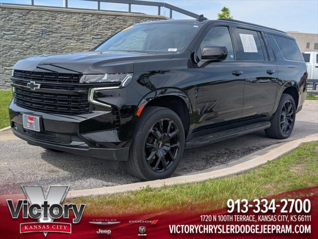 2023 Chevrolet Suburban 4WD RST