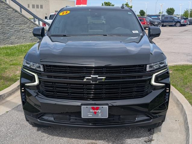 2023 Chevrolet Suburban 4WD RST