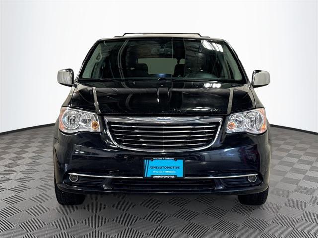 2013 Chrysler Town and Country Limited