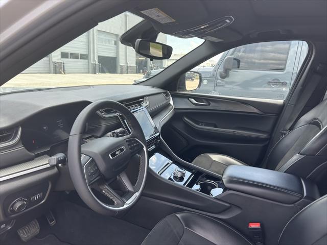 2023 Jeep Grand Cherokee Altitude 4x2