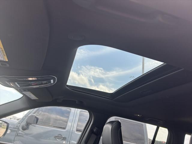 2023 Jeep Grand Cherokee Altitude 4x2