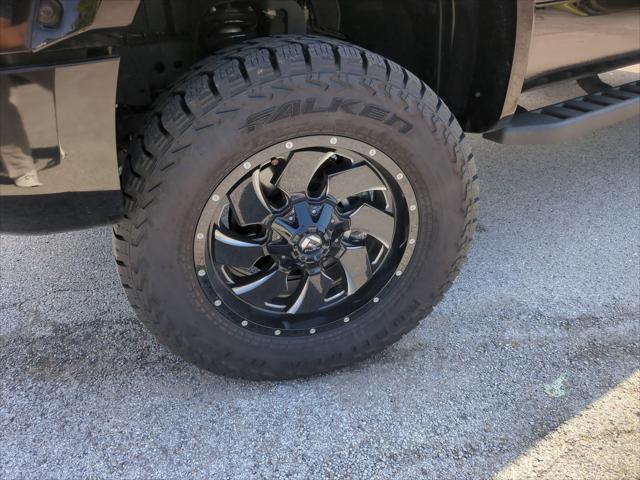 2024 Nissan TITAN Crew Cab PRO-4X 4x4