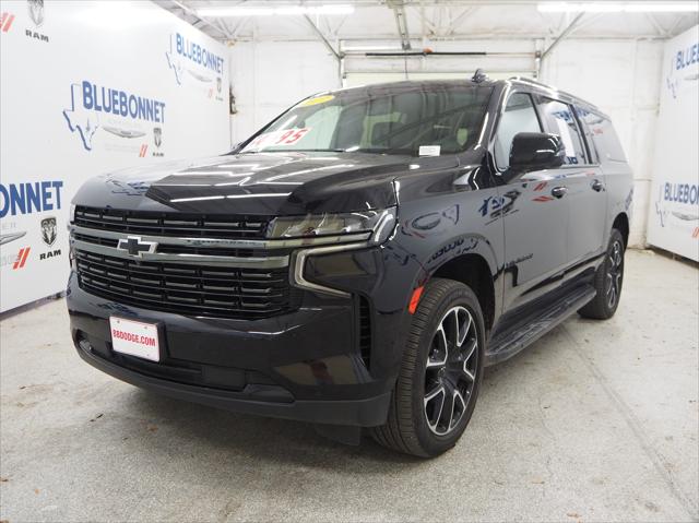 2022 Chevrolet Suburban 4WD RST