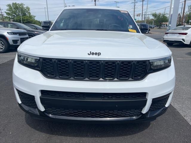 2022 Jeep Grand Cherokee L Altitude 4x4