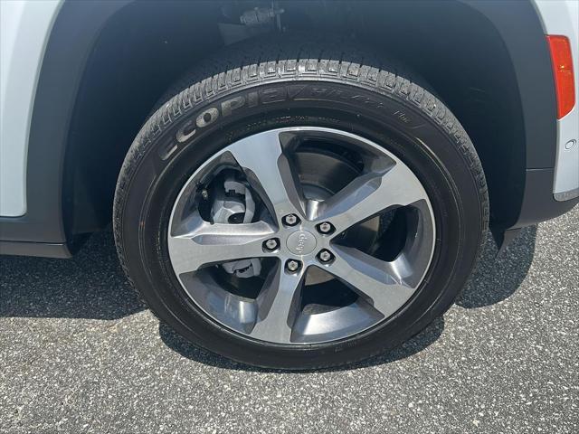 2025 Jeep Grand Cherokee GRAND CHEROKEE L LIMITED 4X4 2025 Jeep Grand Cherokee GRAND CHEROKEE L LIMITED 4X4