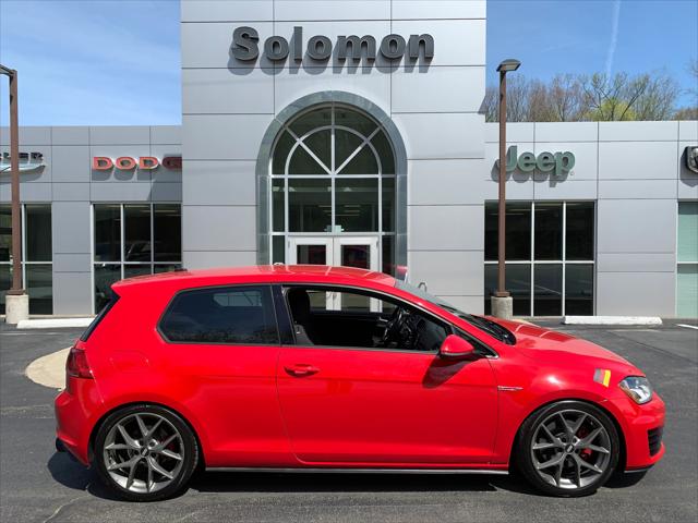 2015 Volkswagen Golf GTI 2.0T S 2-Door