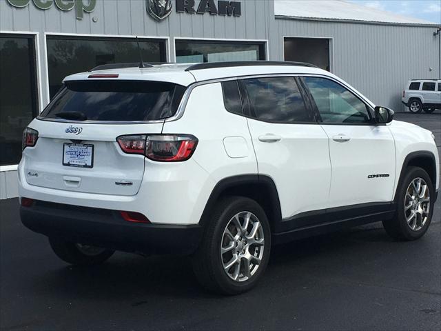 2022 Jeep Compass Latitude Lux 4x4