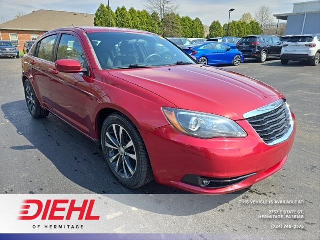 2014 Chrysler 200 Touring
