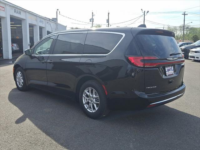 2025 Chrysler Pacifica PACIFICA SELECT