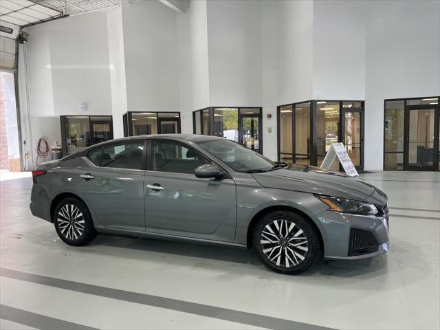 2023 Nissan Altima SV FWD